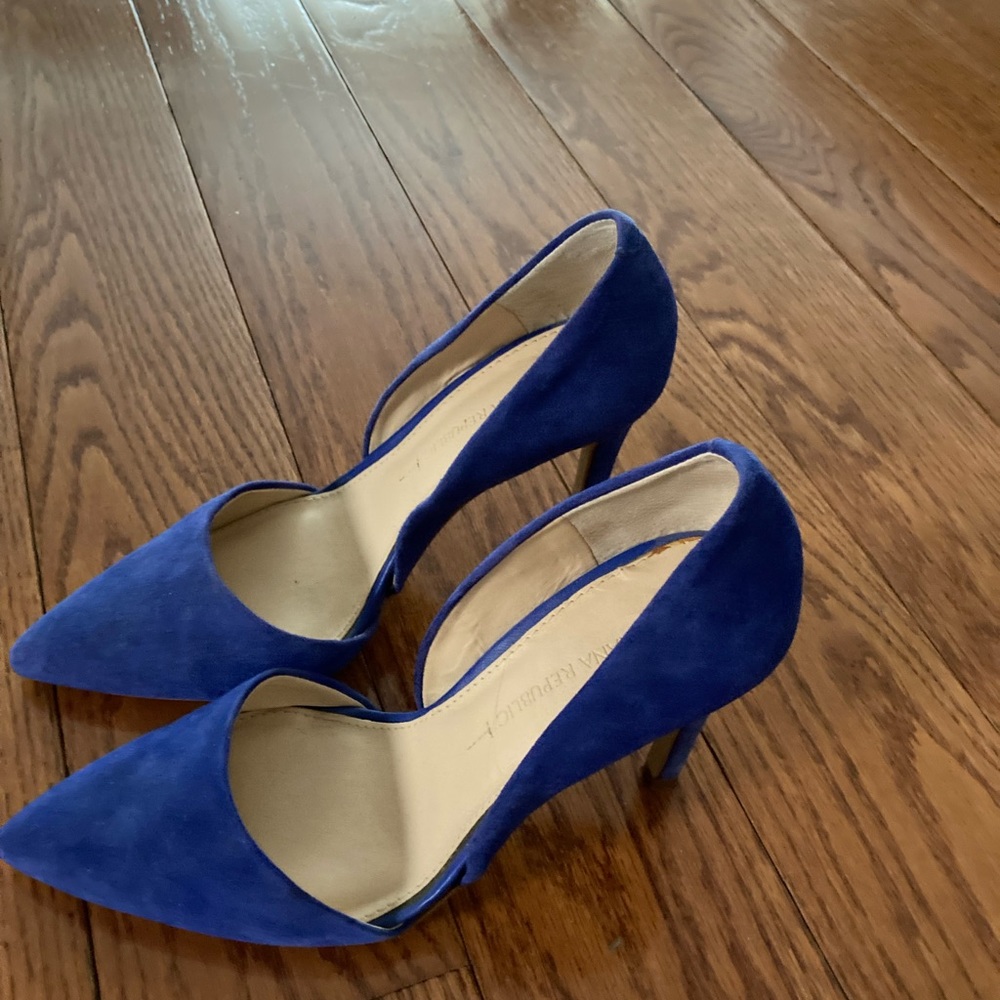 Banana Republic shoes